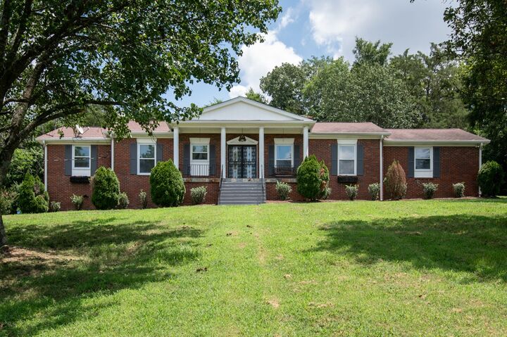Property Photo:  237 Craigmeade Dr  TN 37214 