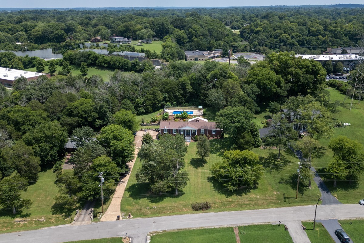 Property Photo:  237 Craigmeade Dr  TN 37214 