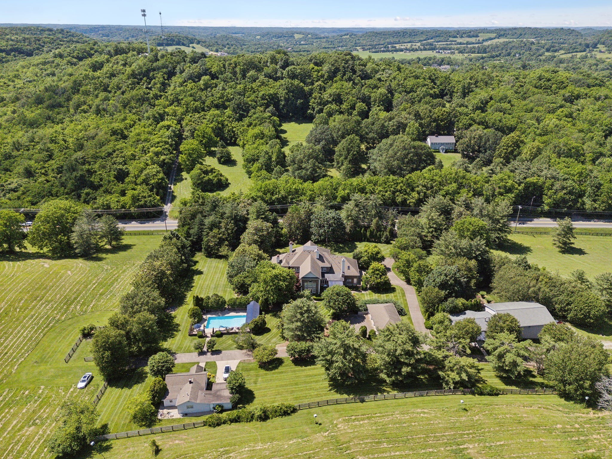 Property Photo: 4750 Columbia Pike TN 37179
