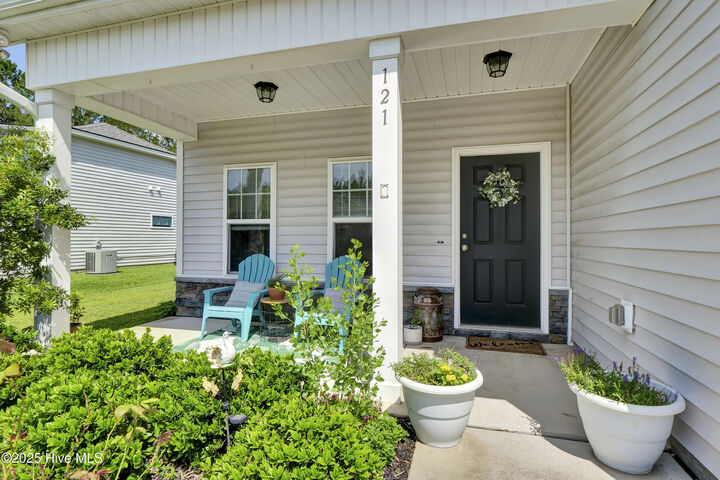 Property Photo:  121 Poplar Branch Way  NC 28443 