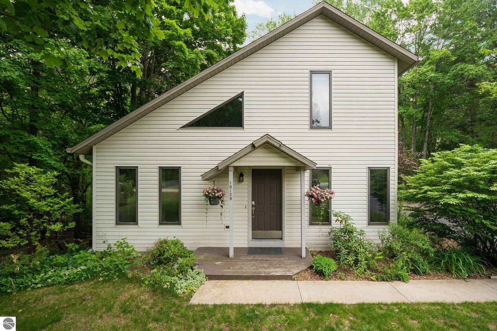 Property Photo:  10129 Deerpath South  MI 49685 