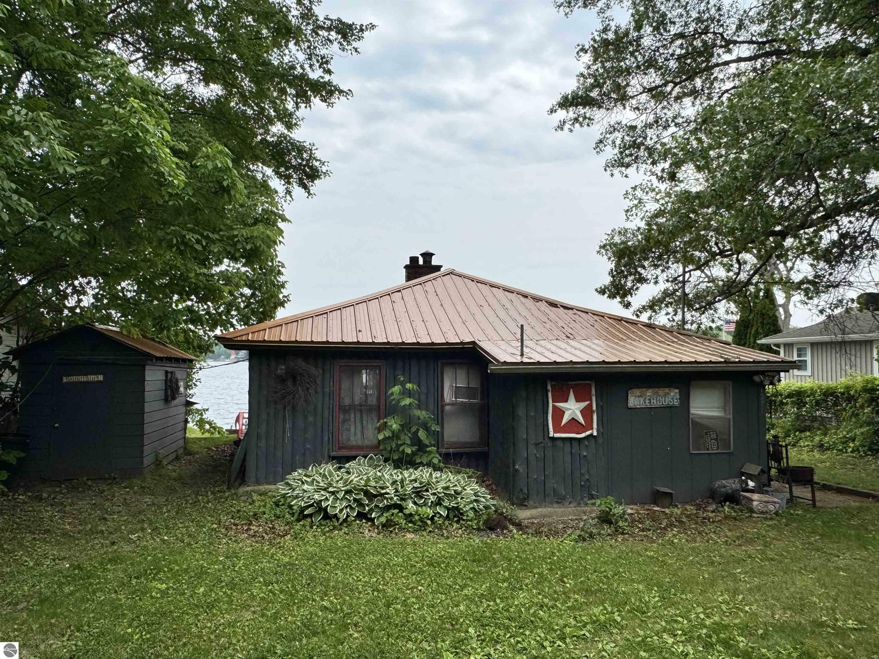 Property Photo: 1271 N Crooked Lake Drive MI 48632