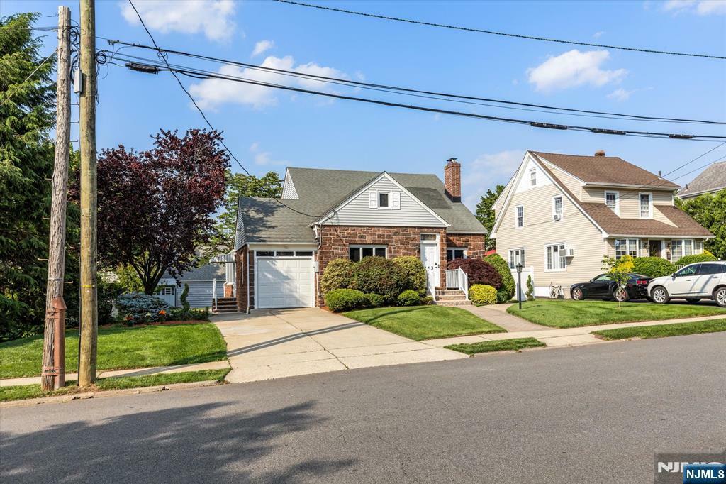 Property Photo:  211 Harrison Avenue  NJ 07604 