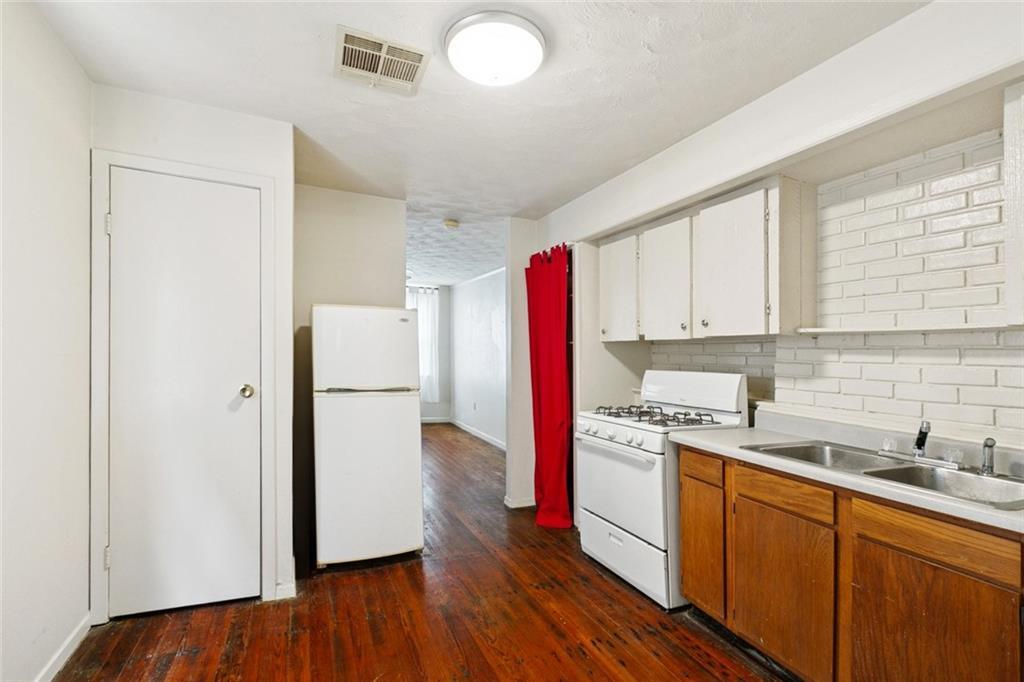 Property Photo: 523-25 Spain Street LA 70117