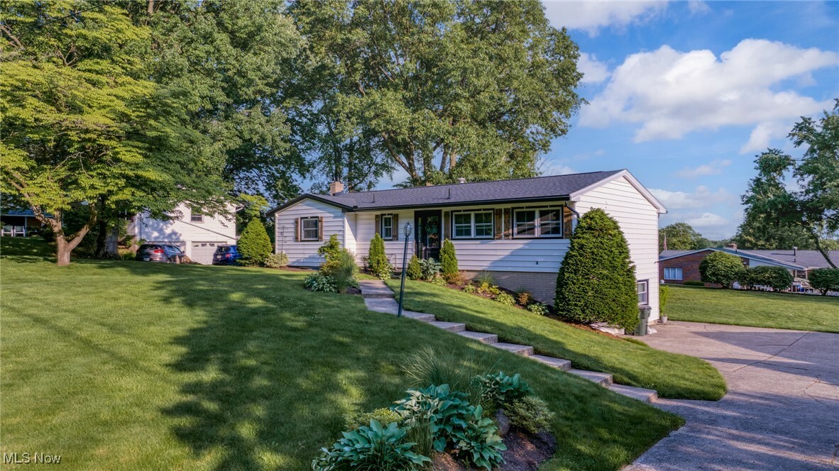 Property Photo: 321 Stuart Street NW OH 44646