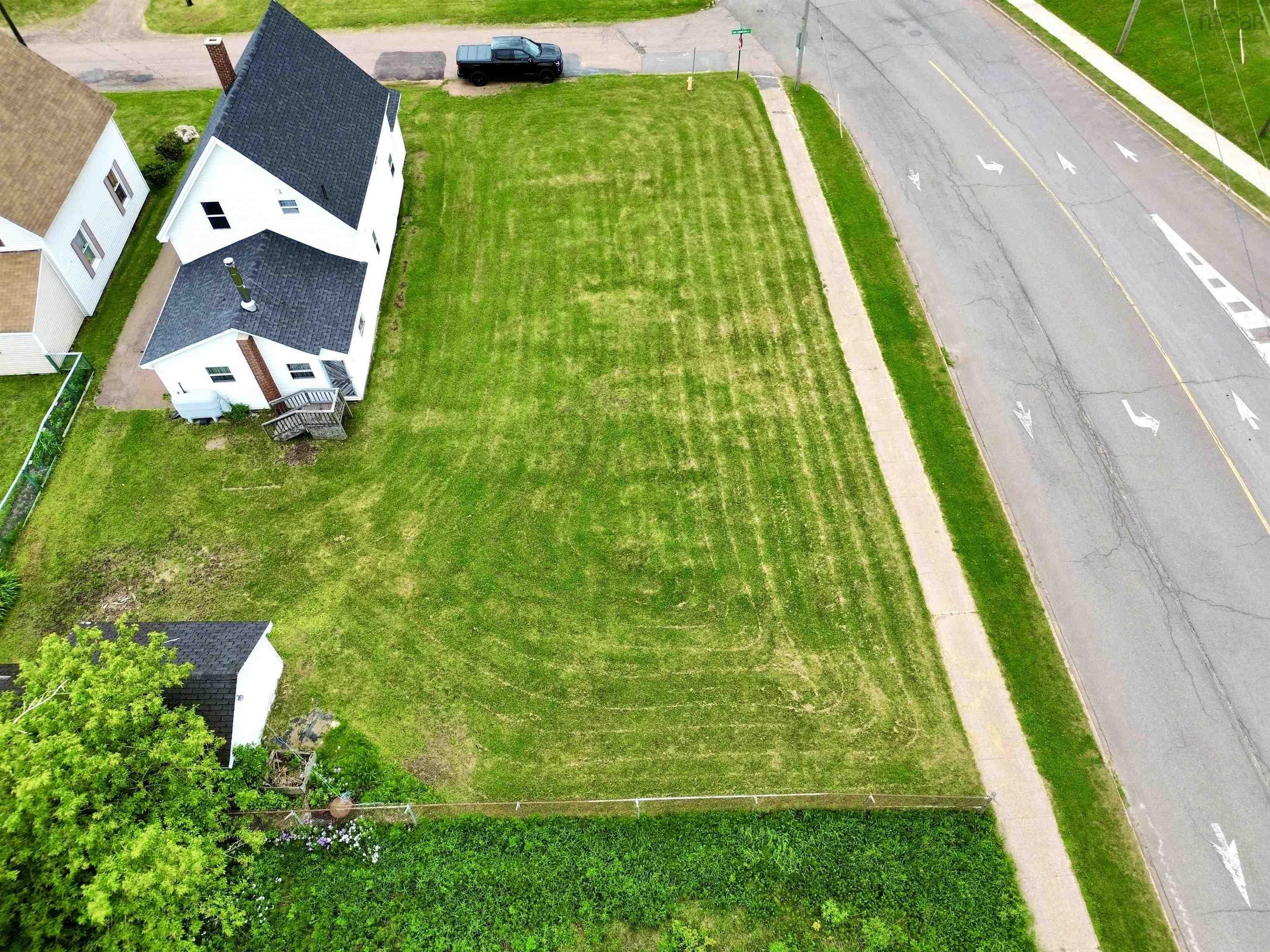 Photo de la propriété:  70 Lower Laplanche Street  NS B4H 1P8 