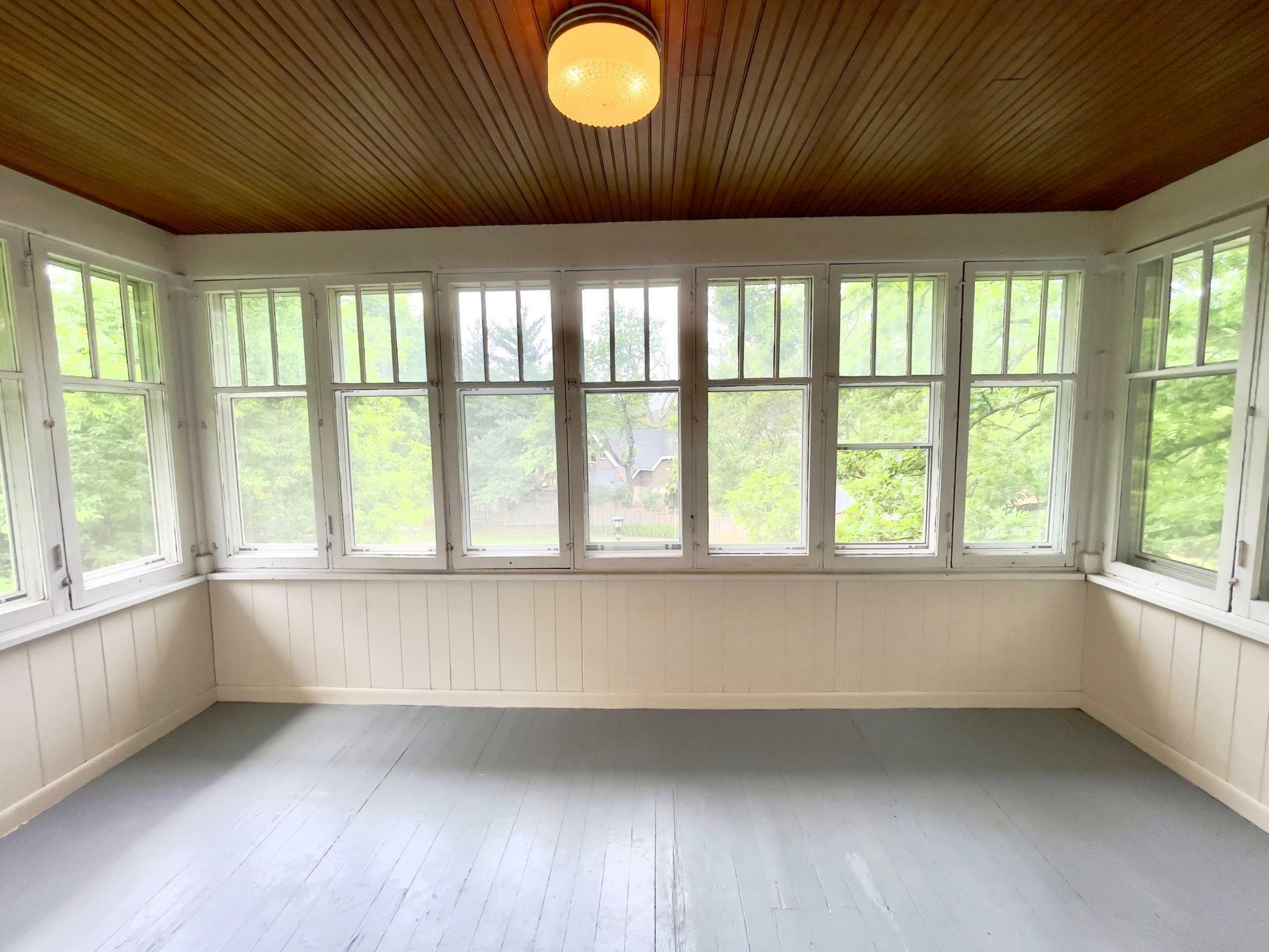 Property Photo: 2411 Como Avenue MN 55108