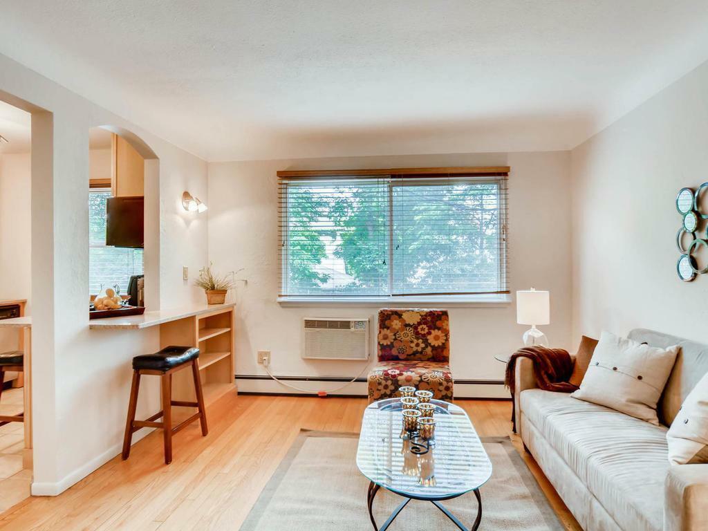 Property Photo: 656 Ashland Avenue 11 MN 55104