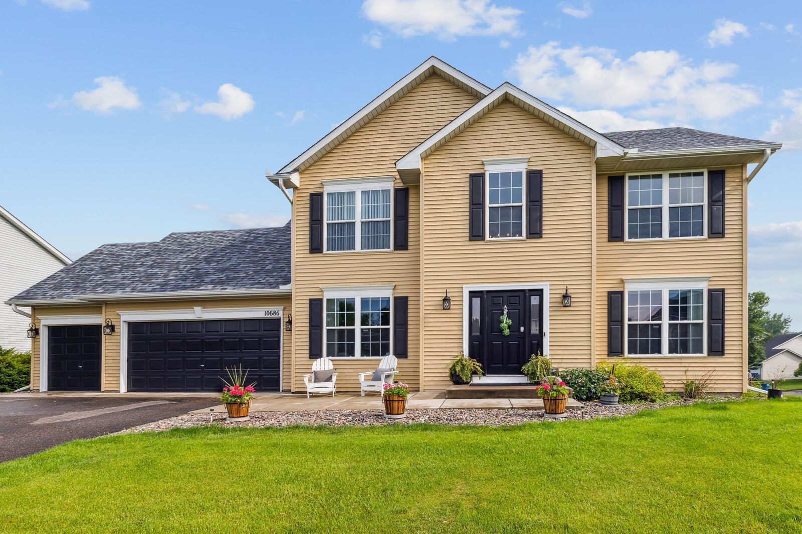 Property Photo:  10686 182nd Avenue NW  MN 55330 