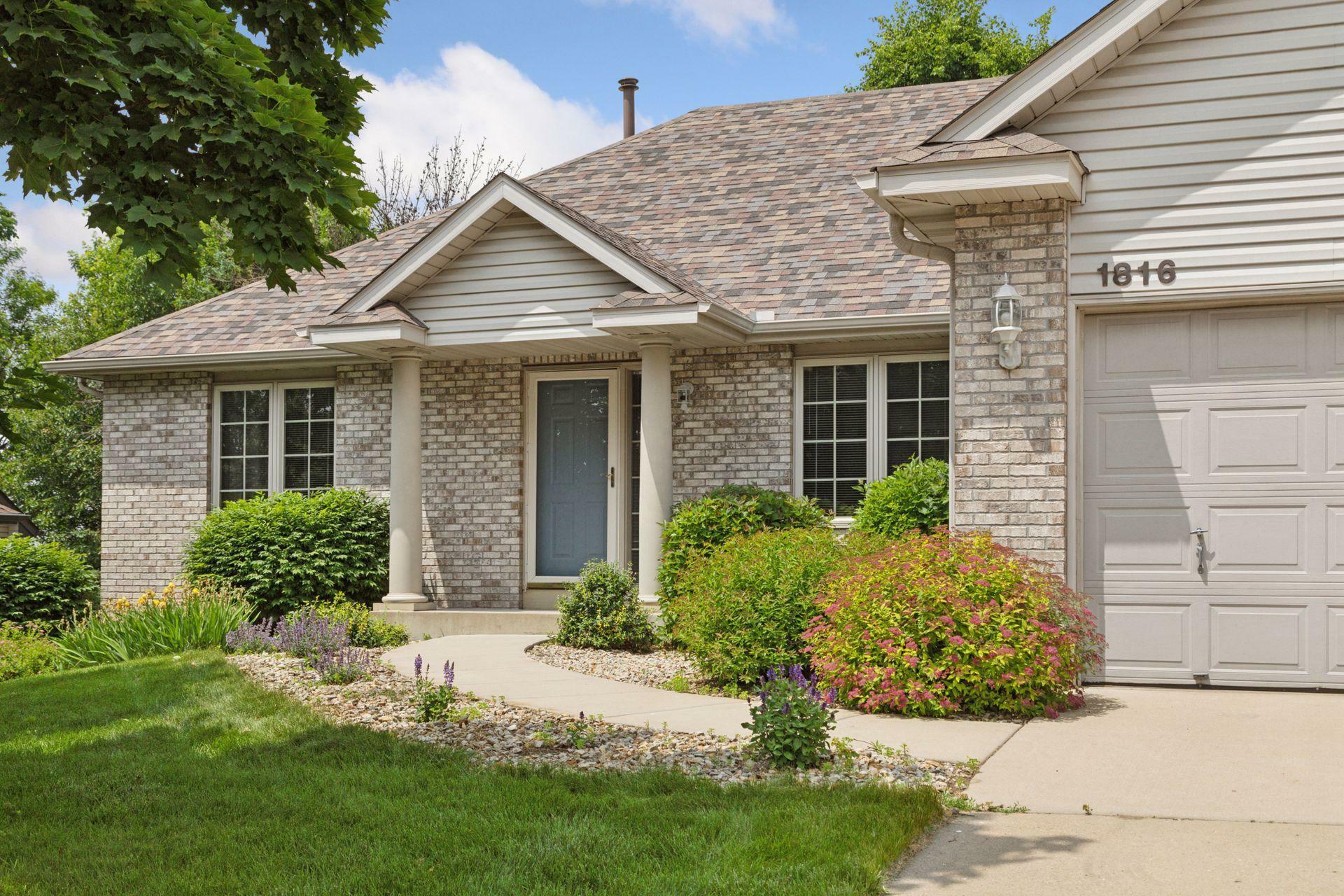 Property Photo:  1816 Michigan Drive  MN 55057 
