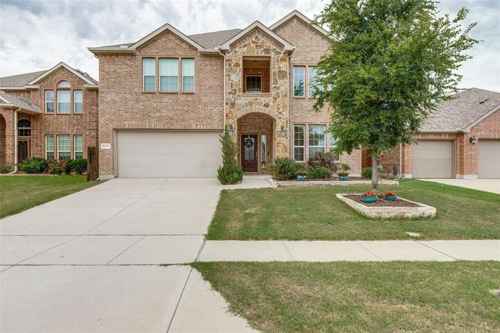 Property Photo: 10004 Long Branch Drive TX 75071
