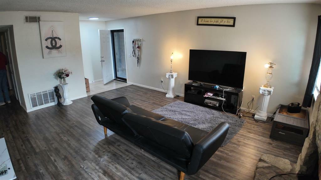 Property Photo: 2628 N Ann Arbor Avenue 102 OK 73127