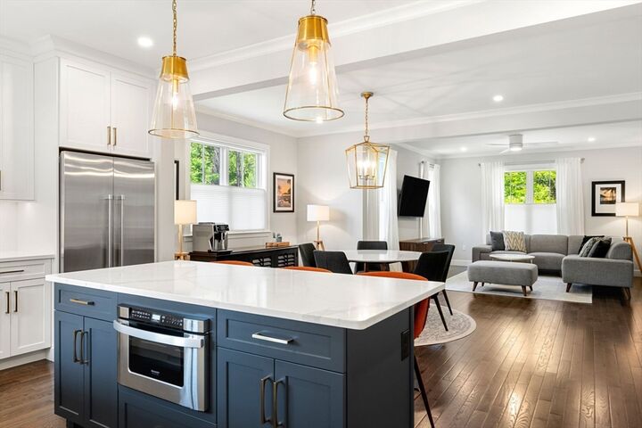 Property Photo: 10 Fieldstone Way 10 MA 02482