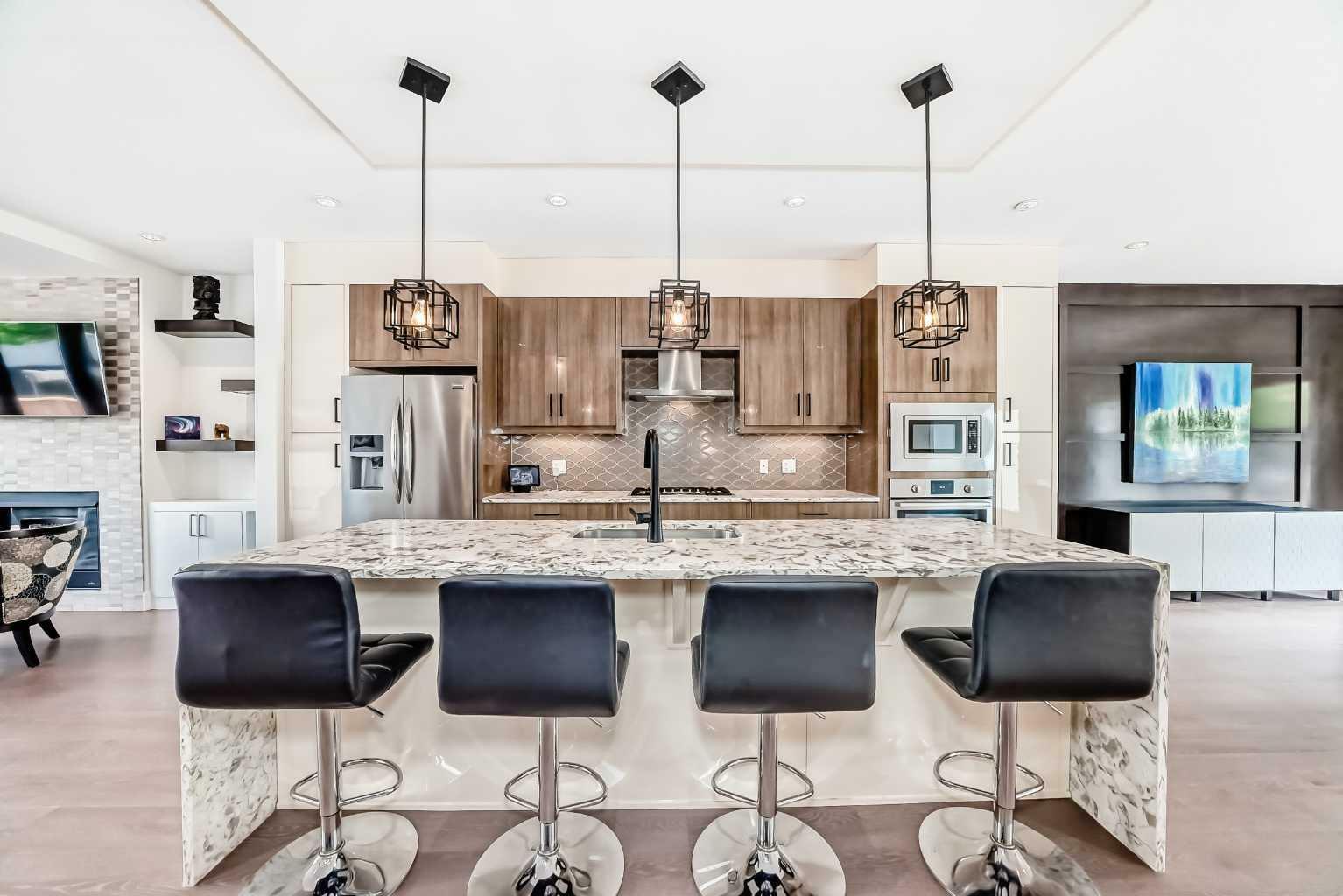 Photo de la propriété: 140 27 Avenue NE AB T2E 1Z7