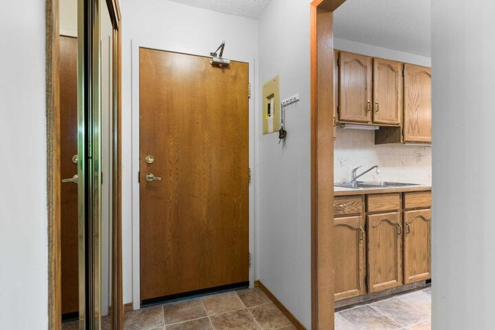 Property Photo: 410 7 Street SW 103 AB T1V 1B7