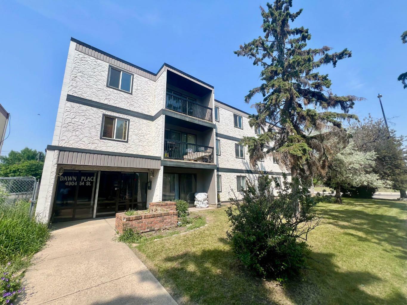 Property Photo: 4904 54 Street 304 AB T4N 2G8