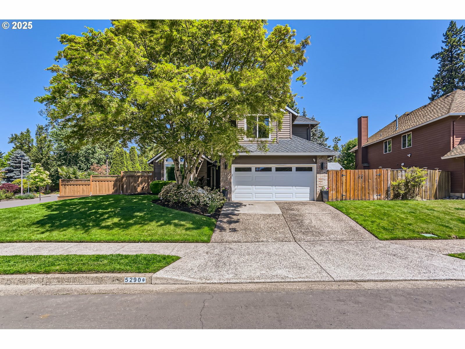 Property Photo:  5290 SW Greenwood Cir  OR 97062 