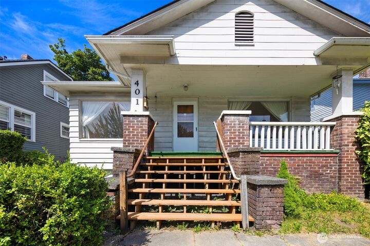 401  23rd Avenue E  Seattle WA 98112 photo