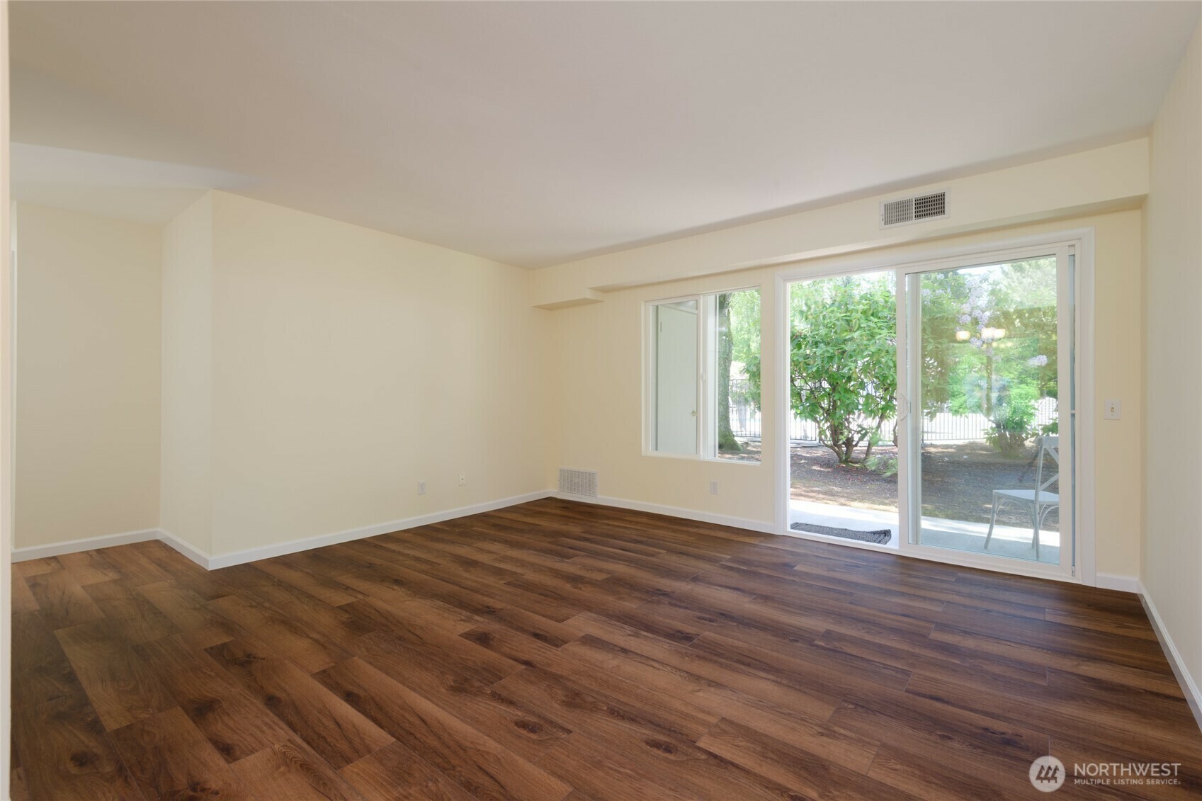 Property Photo: 5029 84th Street SW 301 WA 98275