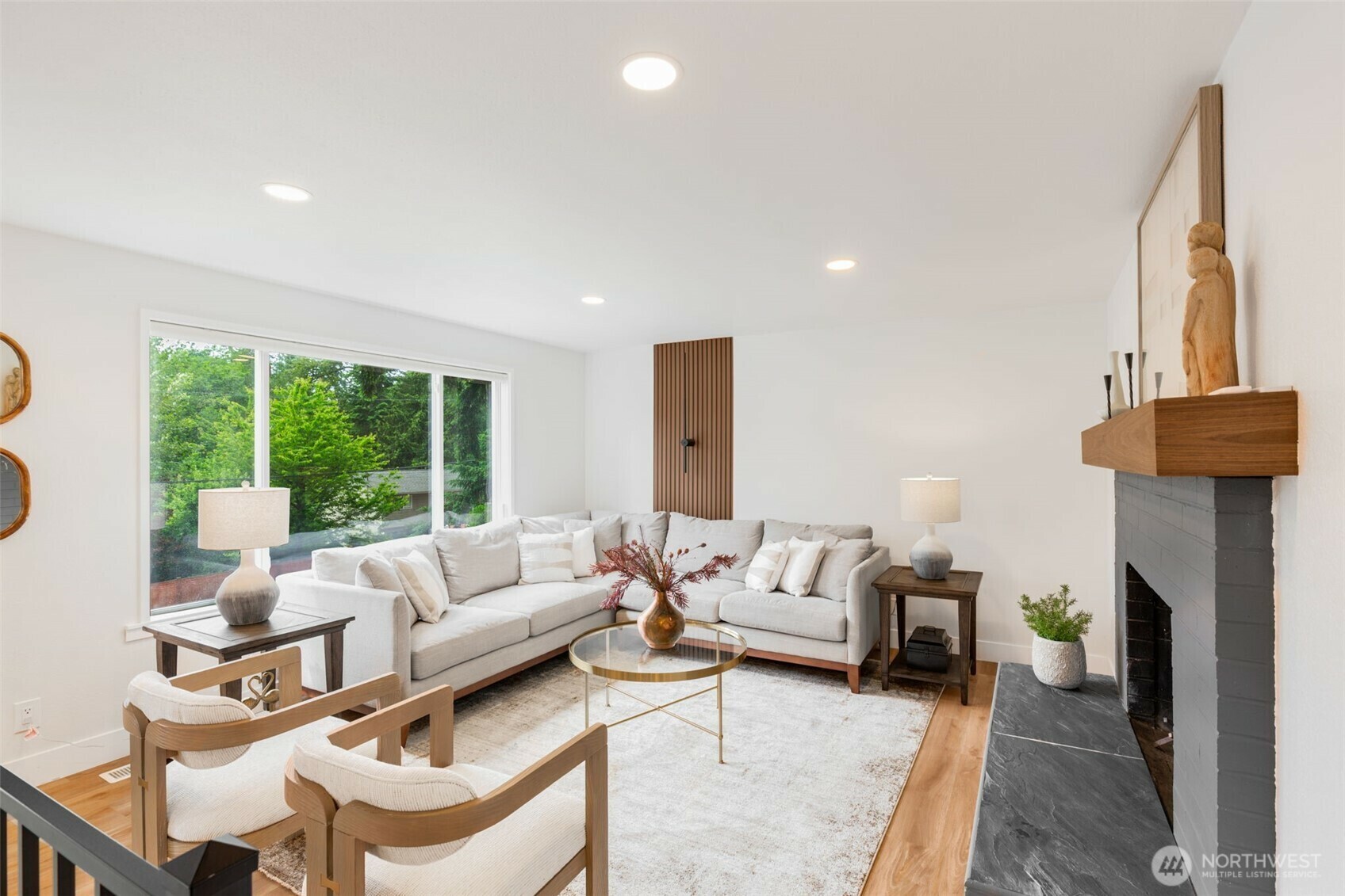 Property Photo: 331 137th Street SW WA 98208