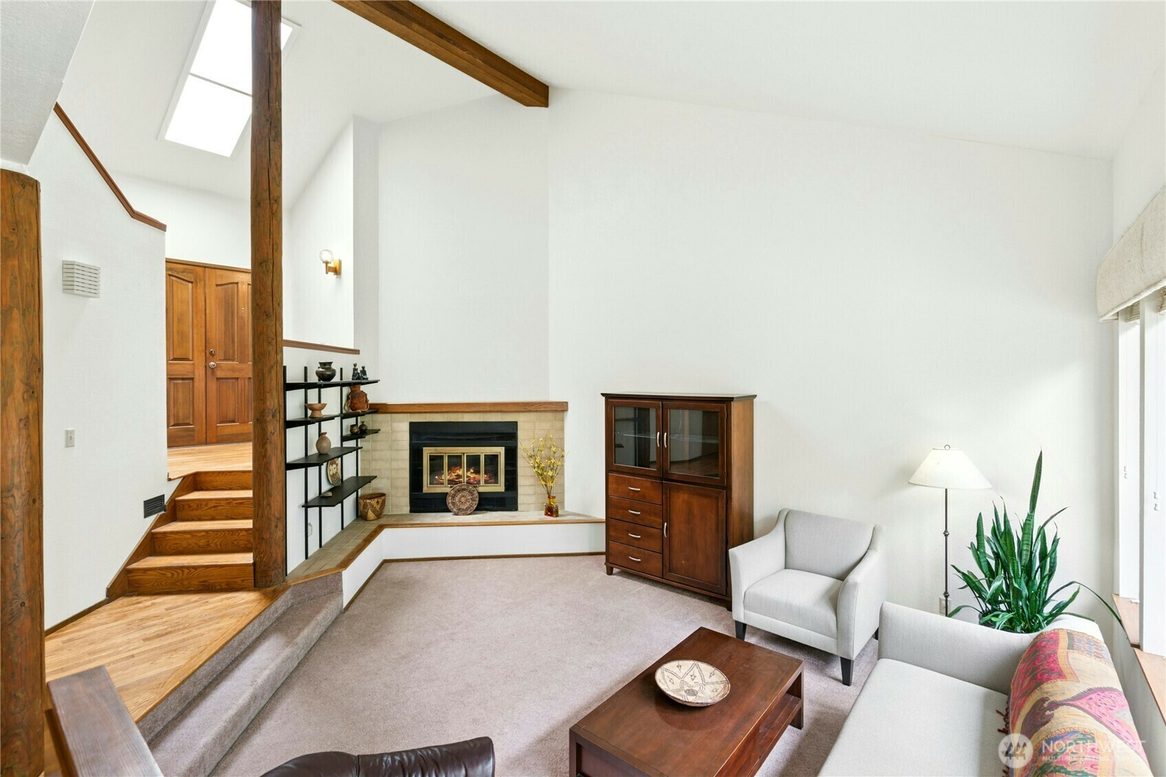 Property Photo: 3 143rd Avenue SE WA 98007