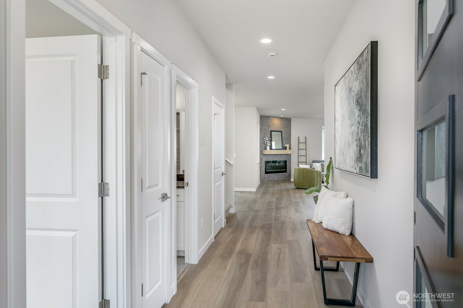 Property Photo: 11610 2nd Avenue SE B WA 98208