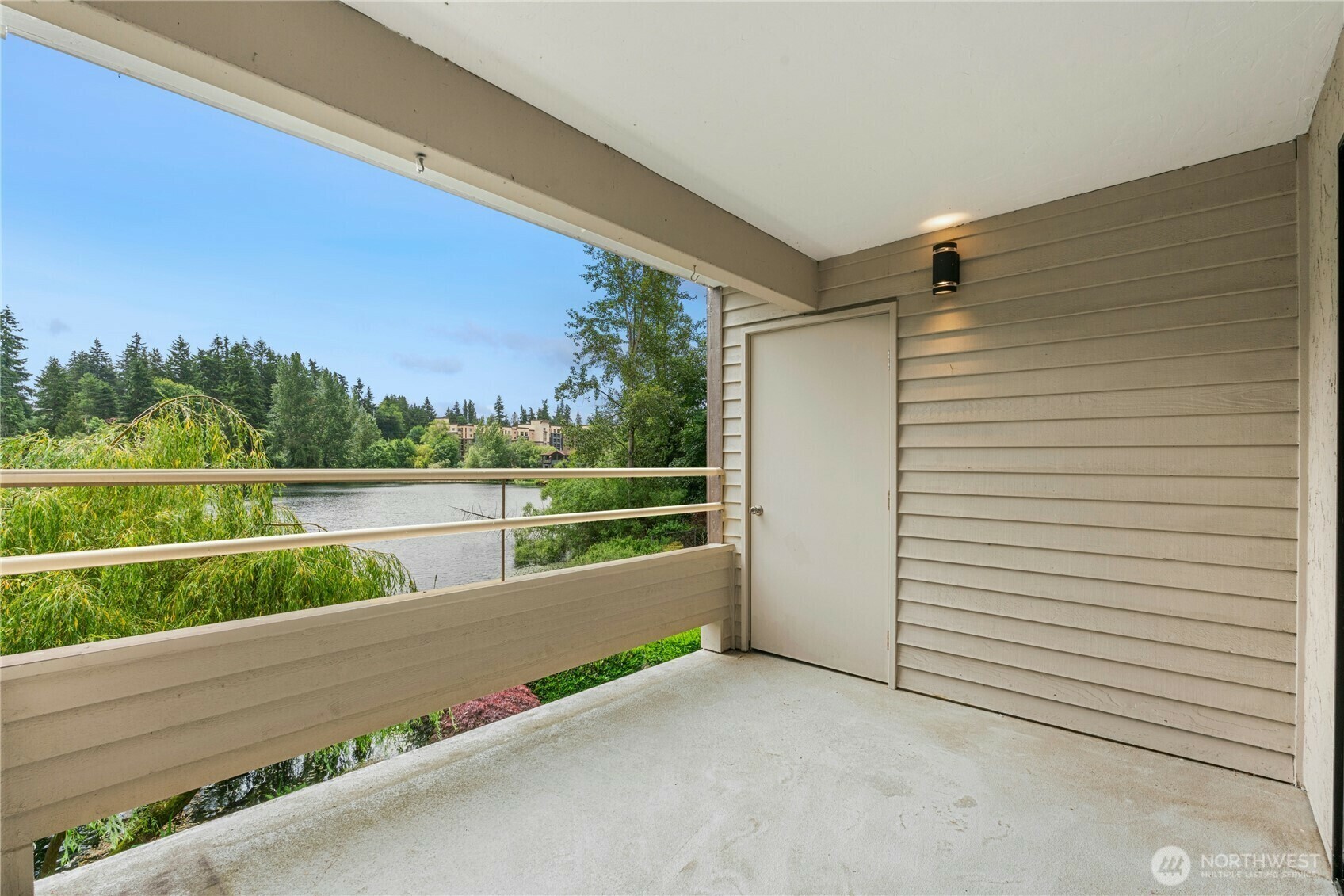 Property Photo: 19528 Echo Lake Place N B202 WA 98133