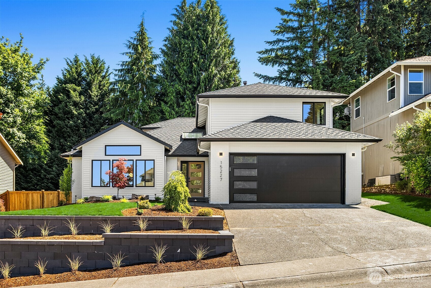 Property Photo: 15227 NE 71st Court WA 98052