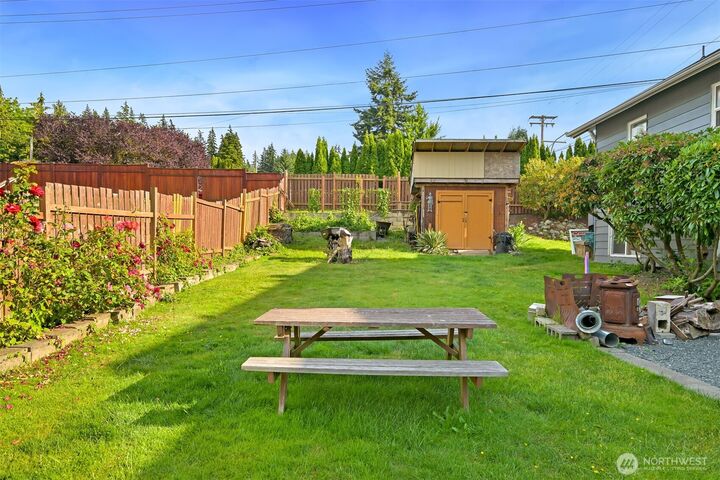 Property Photo: 1501 Lakeway Dr. WA 98225