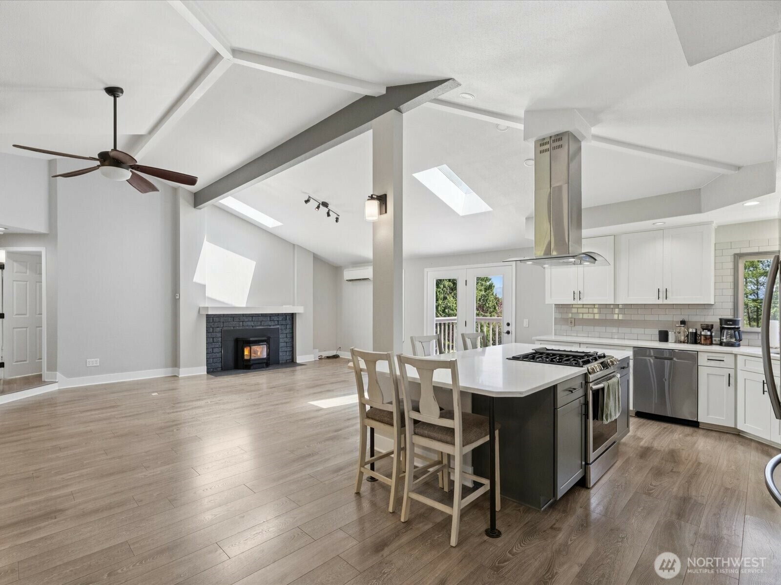 Property Photo: 7315 294th Street NE WA 98223
