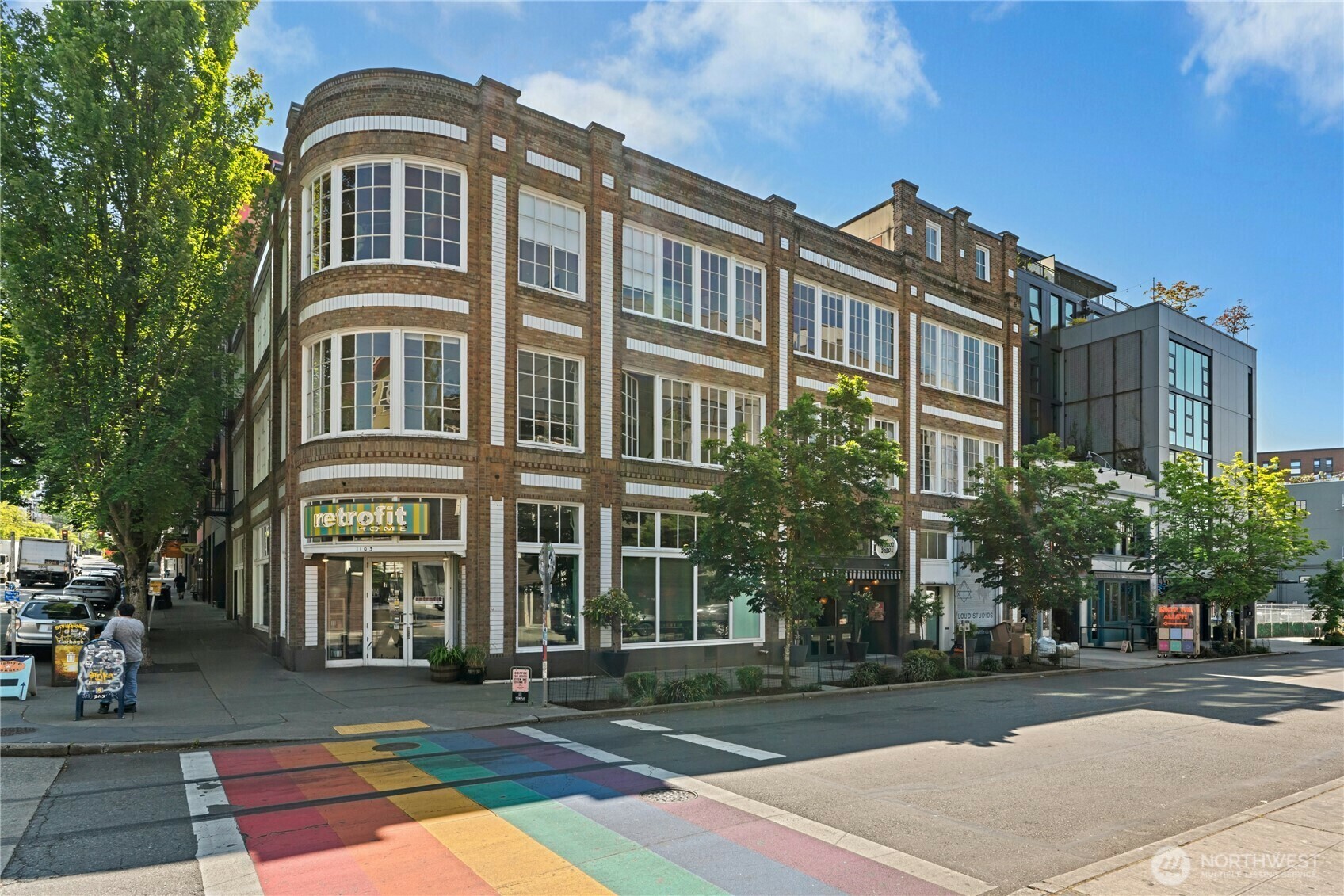 Property Photo: 1111 E Pike Street 302 WA 98122