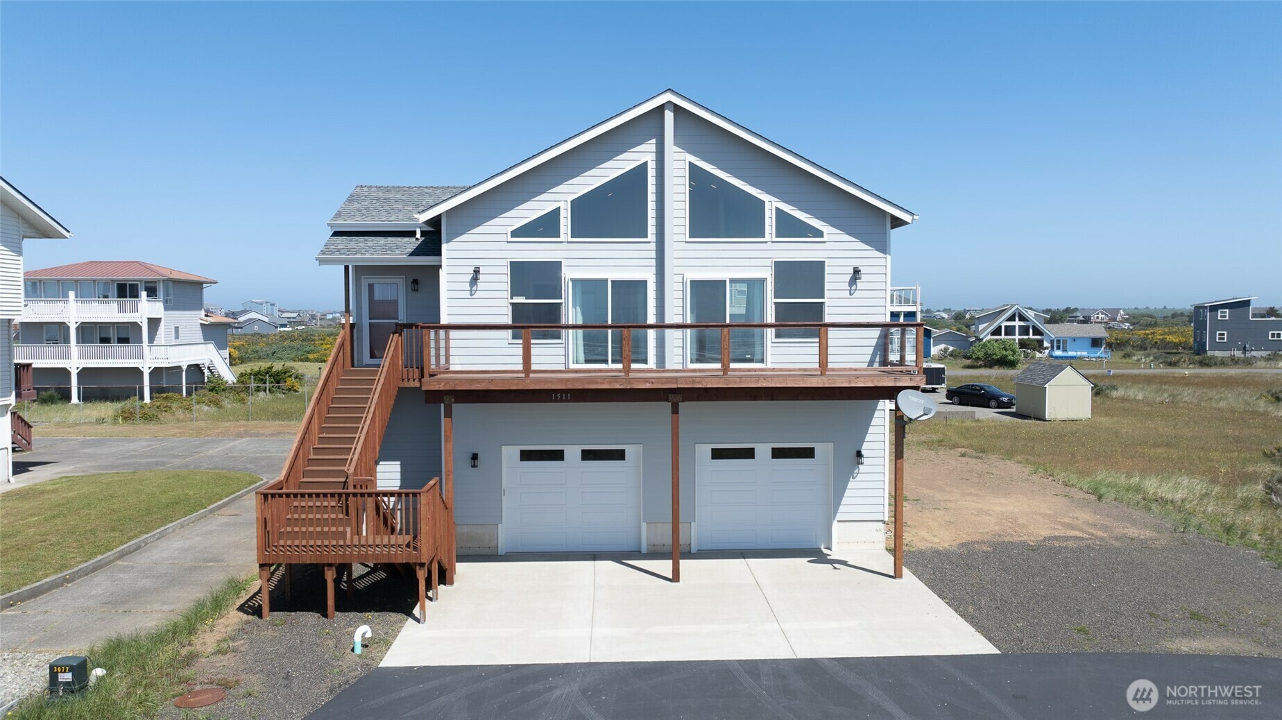 Property Photo: 1511 E Ocean Shores Boulevard SW WA 98569