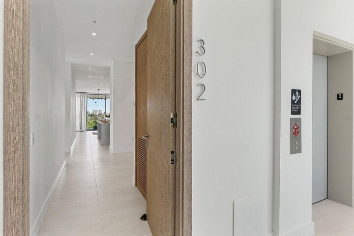 246 NE 6th Ave Avenue 300  Delray Beach FL 33444 photo
