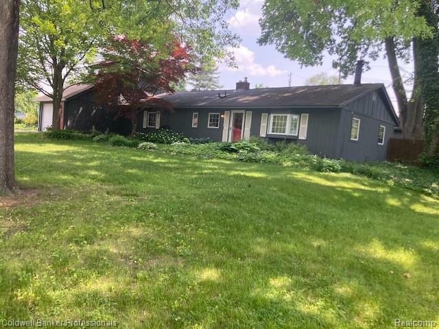 Property Photo: 290 Florawood Boulevard MI 48327