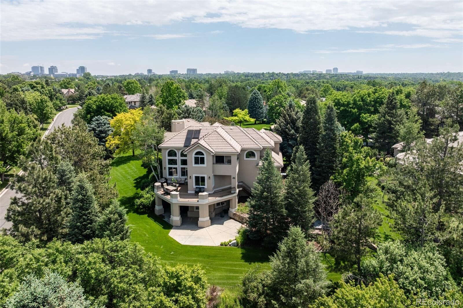 Property Photo: 5301 S Birch Court CO 80121