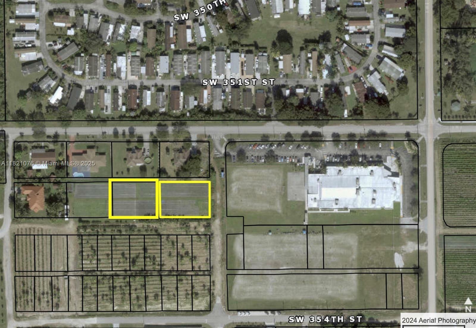 Property Photo:  188 Ave SW 352 St  FL 33034 