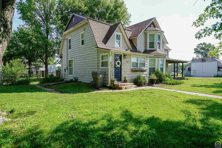 Property Photo: 524 Third St KS 66552