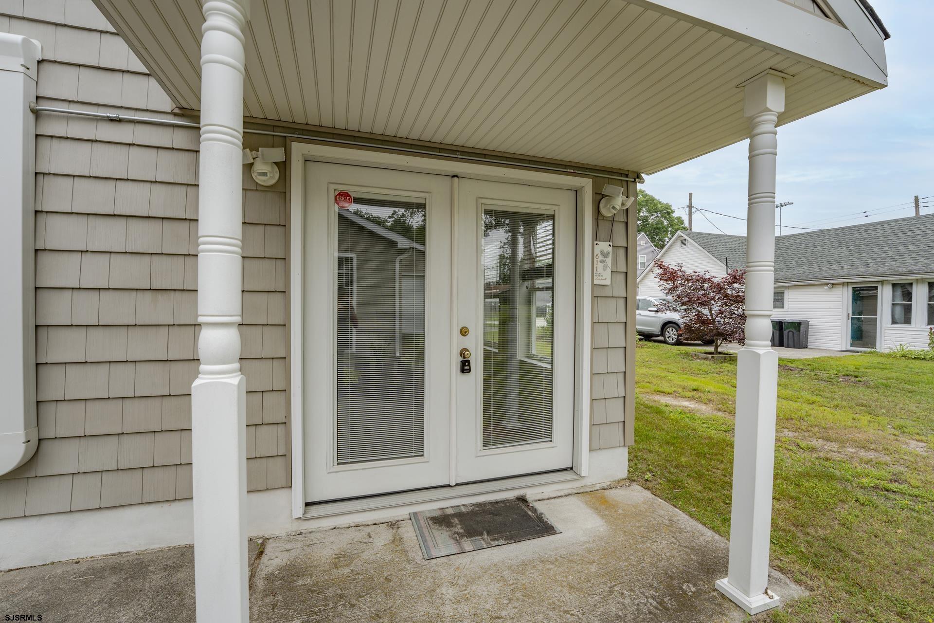 Property Photo: 611 1st Street NJ 08244