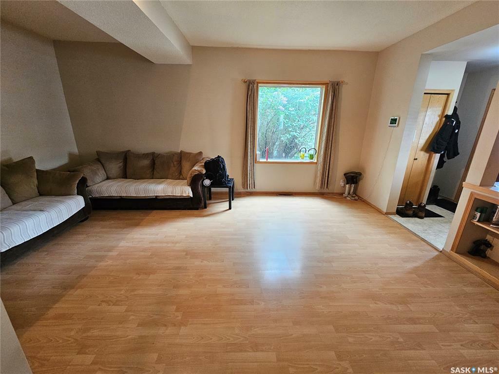 Property Photo:  1051 Montgomery Street  SK S6H 2W9 