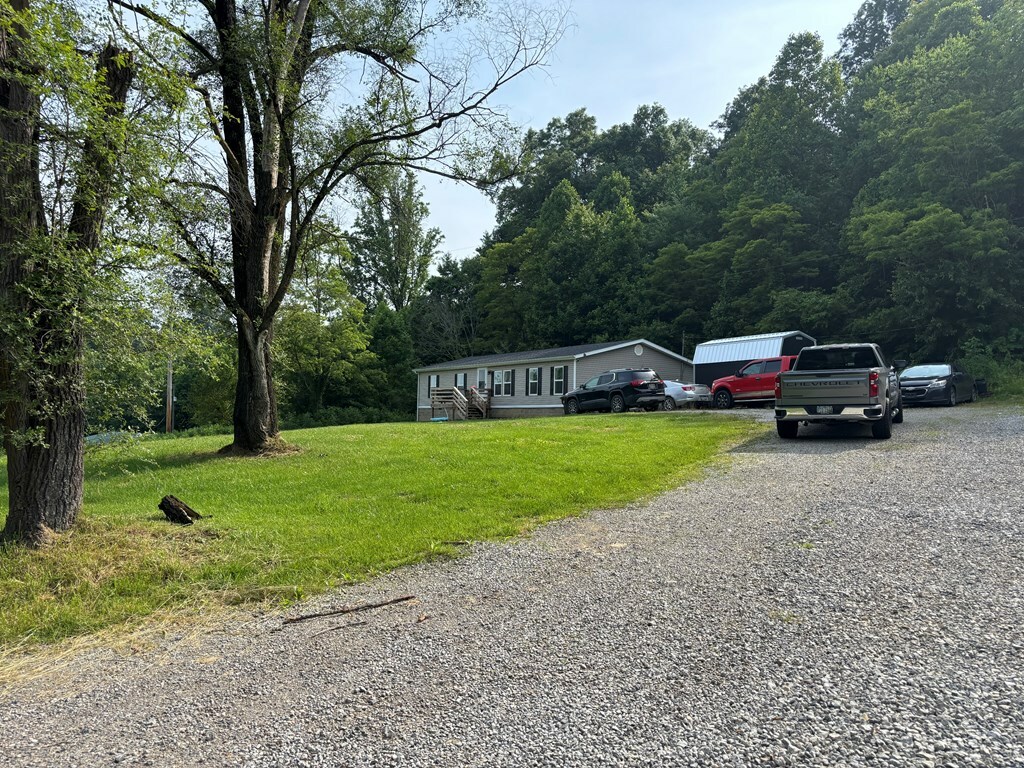 Property Photo: 661 Red Hollow Road OH 45613