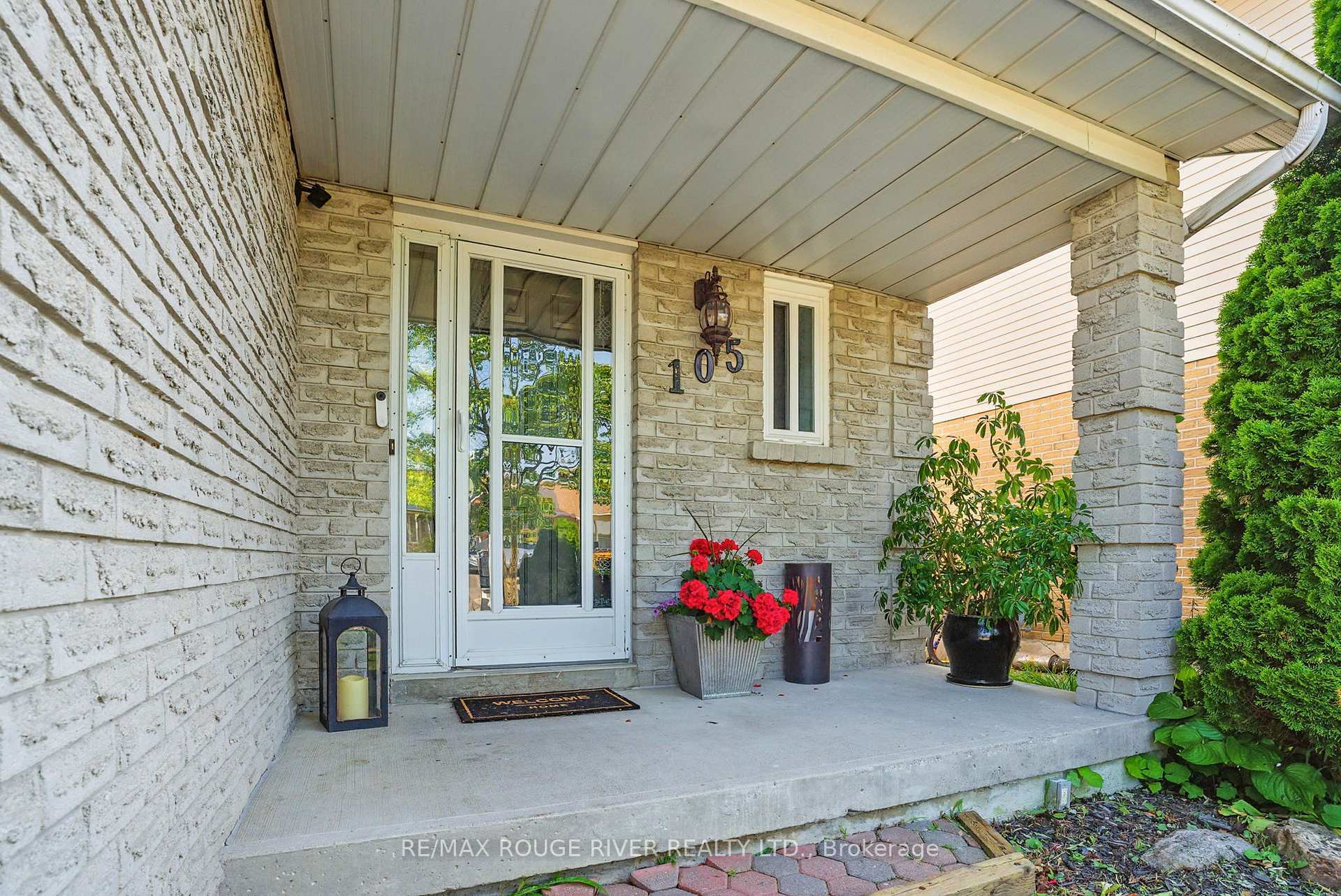Property Photo:  105 Overbank Drive  ON L1J 7Y9 