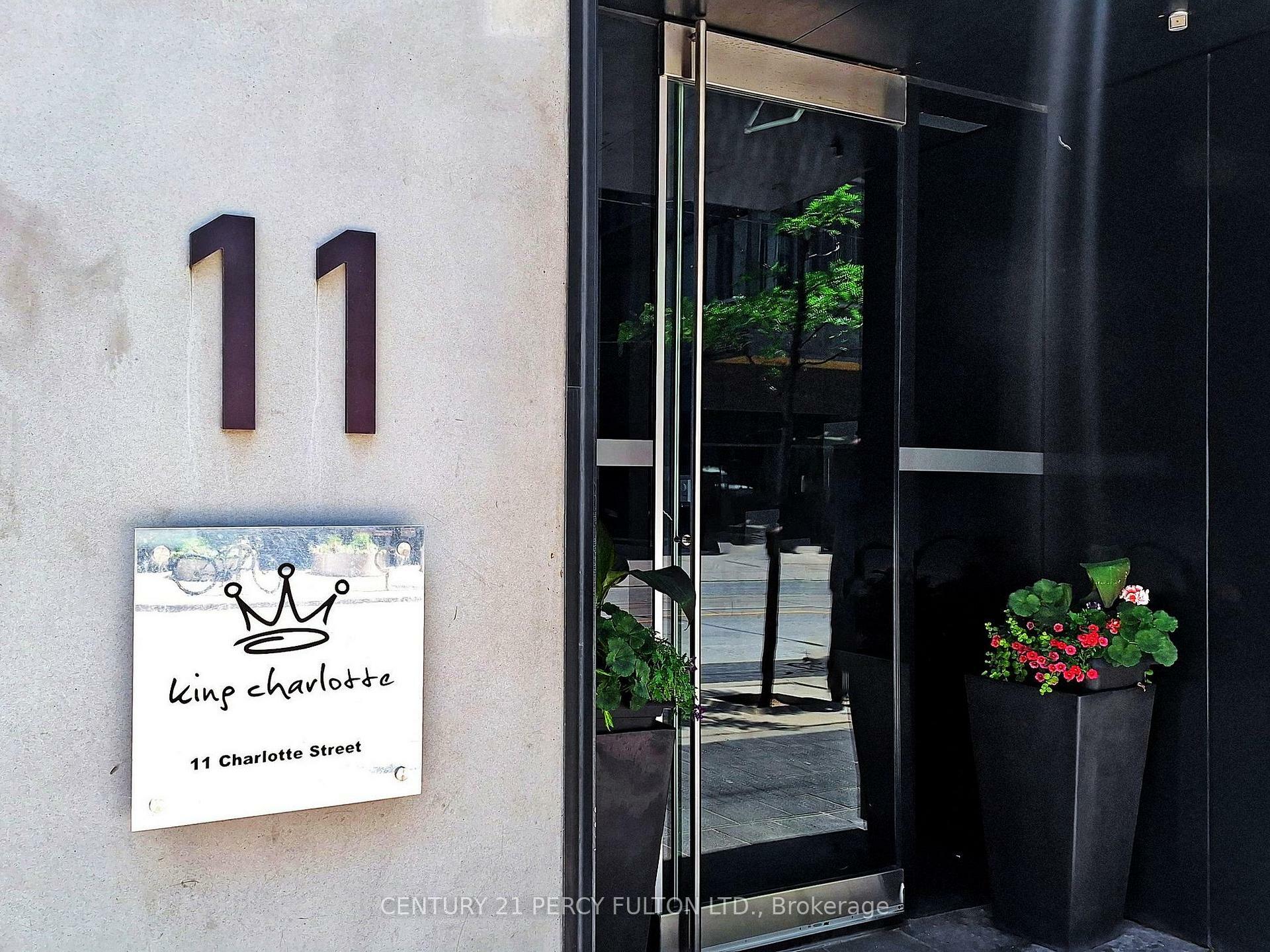 Property Photo: 11 Charlotte Street 1707 ON M5V 0M6