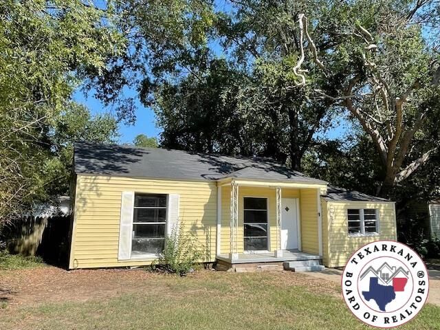 Property Photo:  741 Macarthur Ave.  TX 75501 