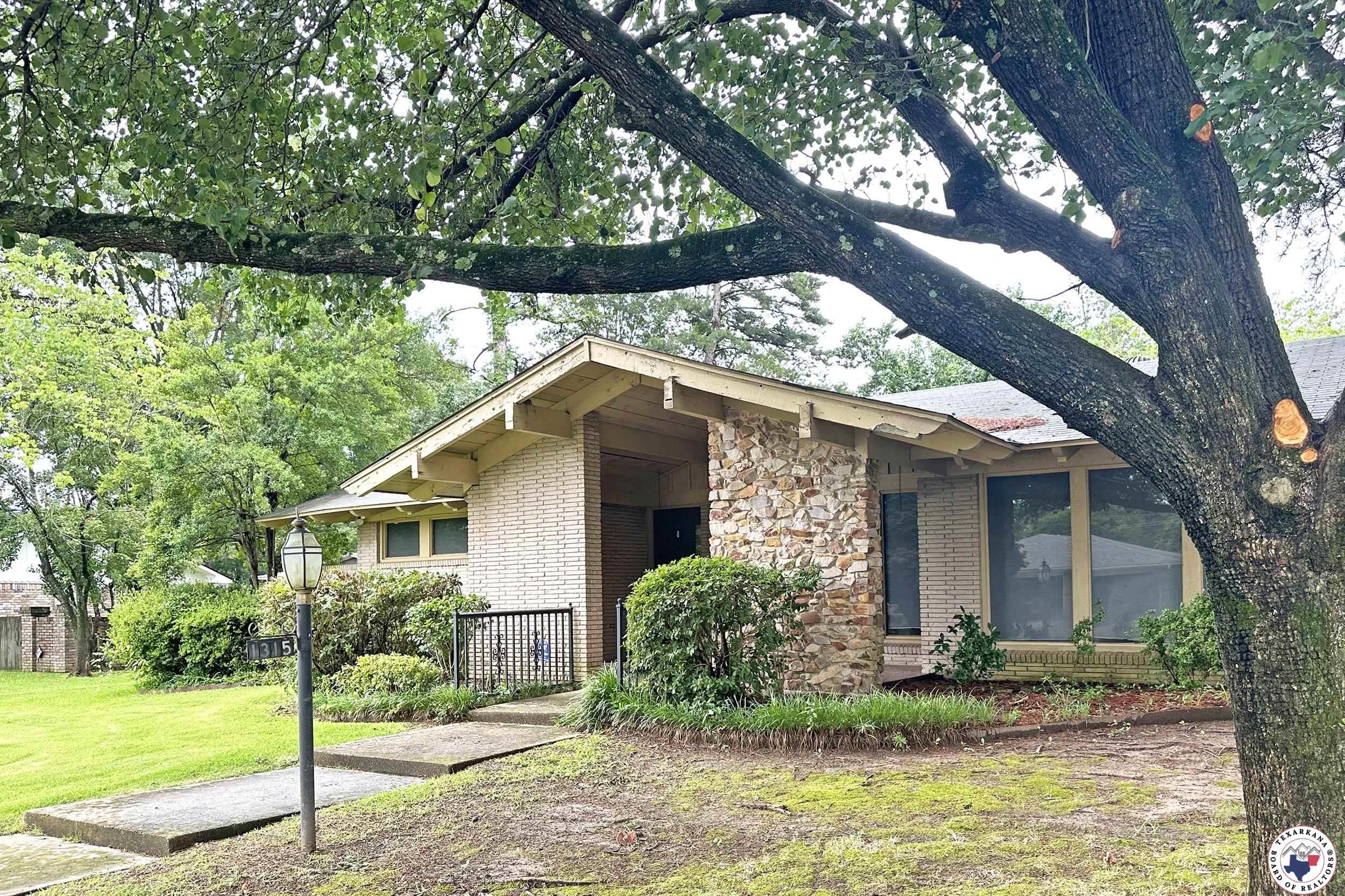 Property Photo:  1315 Holloway Dr  TX 75503 