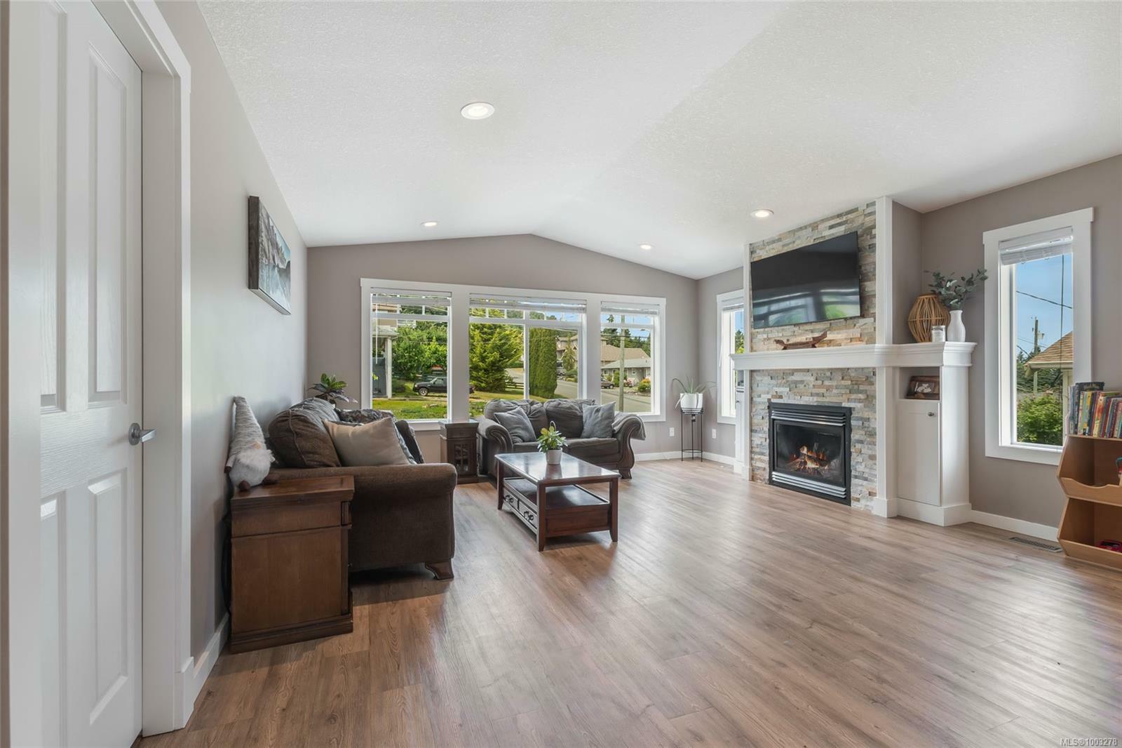 Property Photo:  605 Craig Rd  BC V9G 1W1 