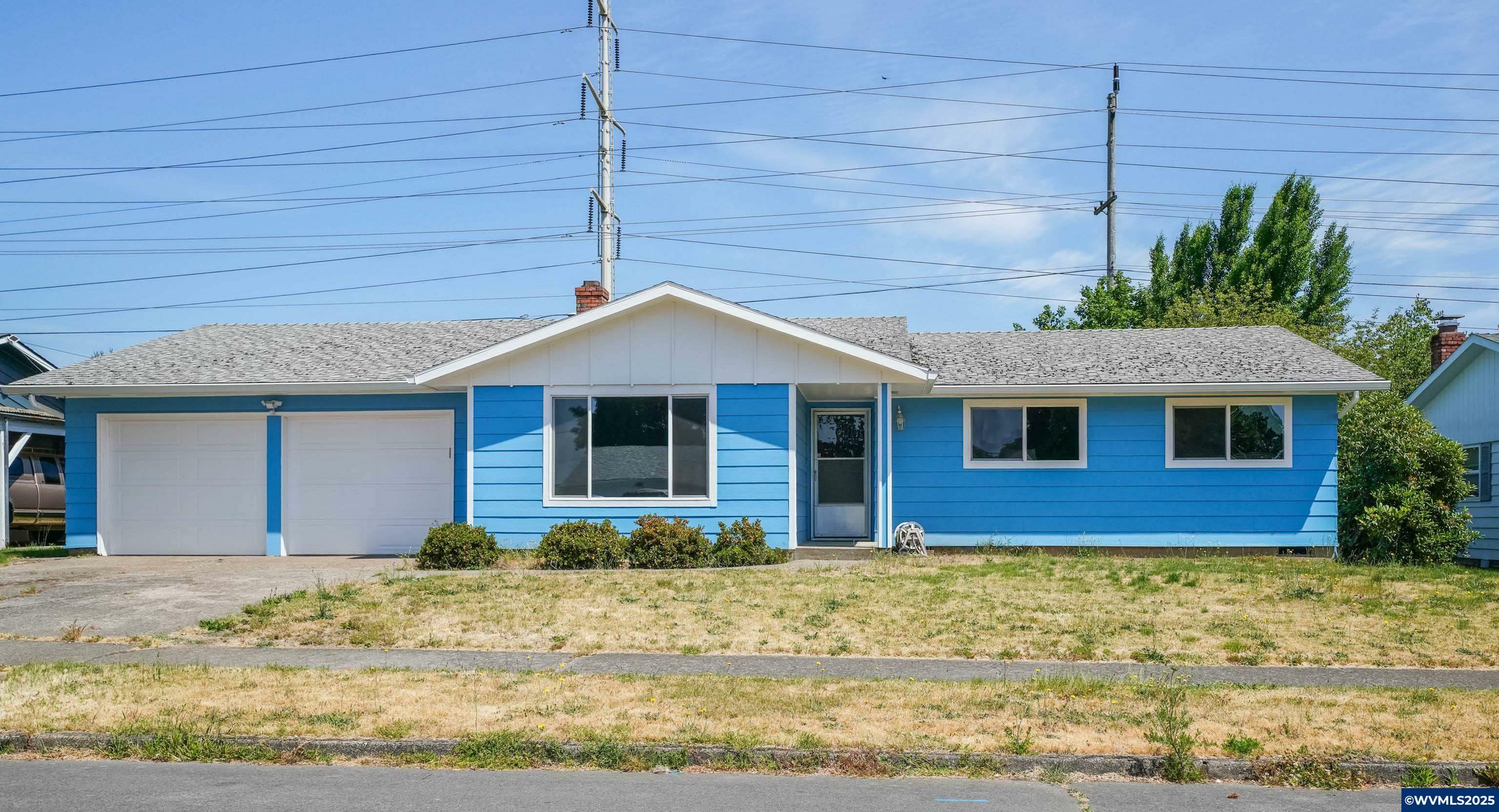 Property Photo:  1679 Mistwood Dr NE  OR 97303 