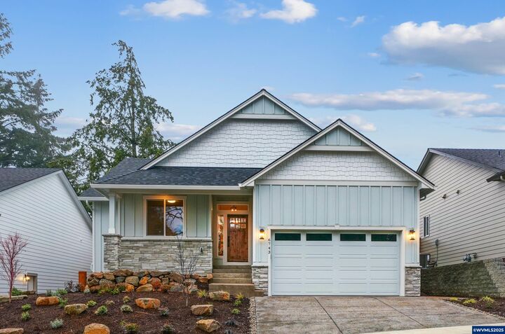 Property Photo:  6699 Naomi Danielle St SE  OR 97306 