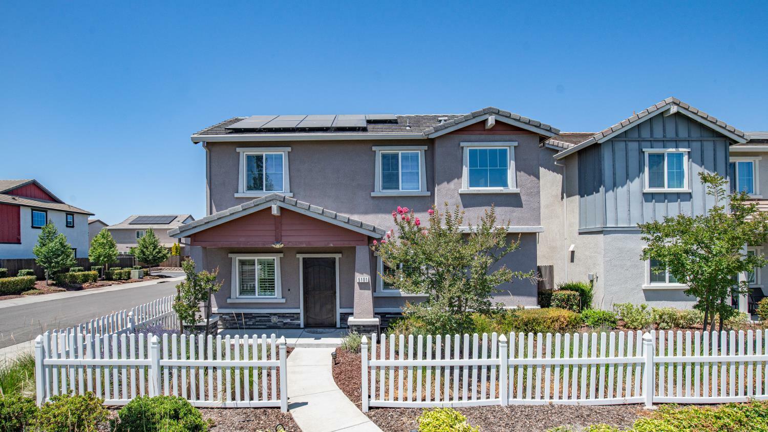 Property Photo:  5101 Fiona Walk  CA 95835 