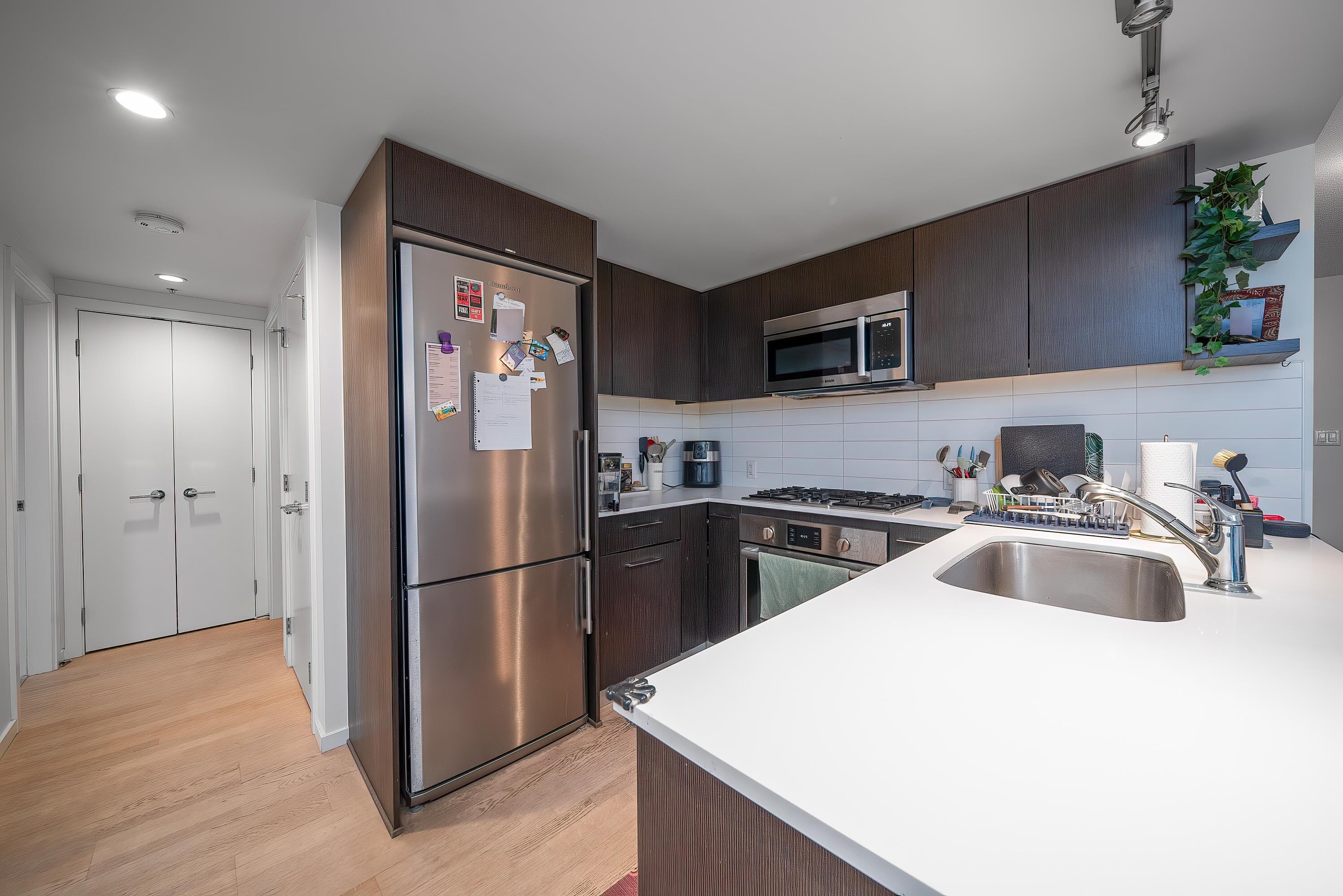 Property Photo: 7888 Ackroyd Road 1509 BC V6X 0M9