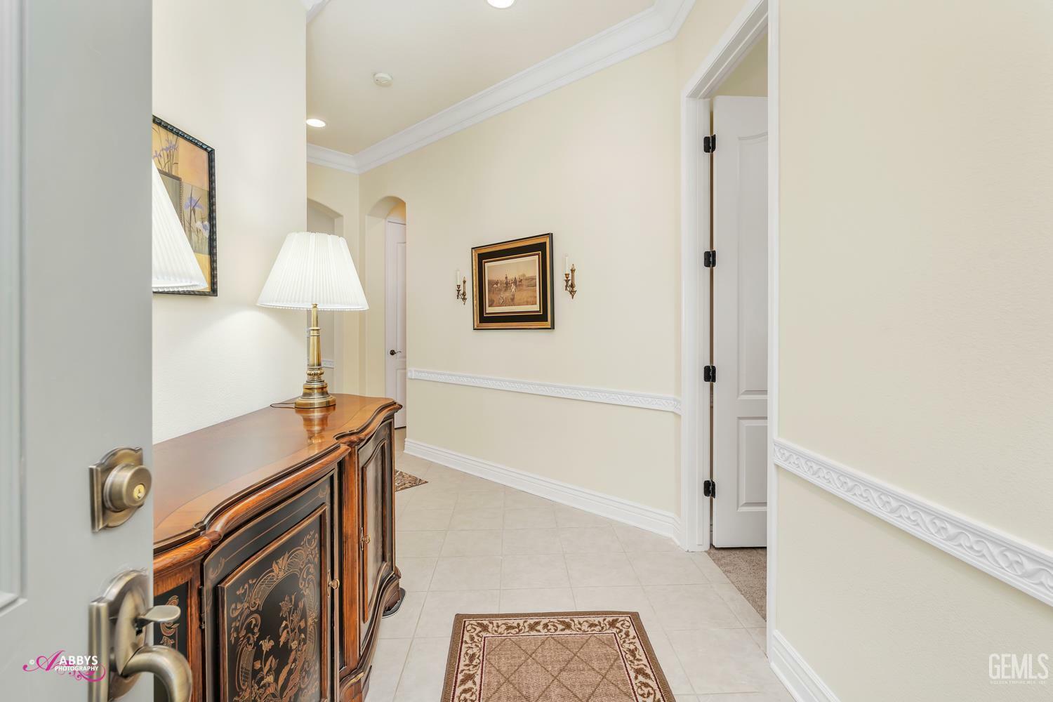 Property Photo: 14019 Park Palisades Drive CA 93306